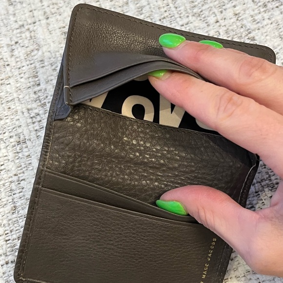 Marc By Marc Jacobs grey leather wallet card case New without tags - Picture 15 of 16